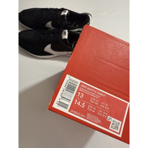 Athletic_Shoes